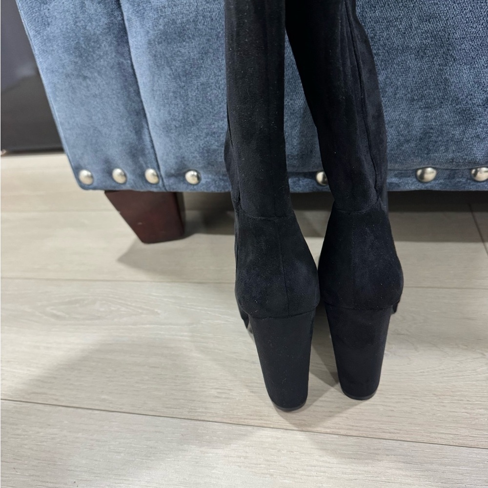 Charles by Charles David Black Suede Knee-High Round-Toe High Heel Boots - Picture 5 of 7